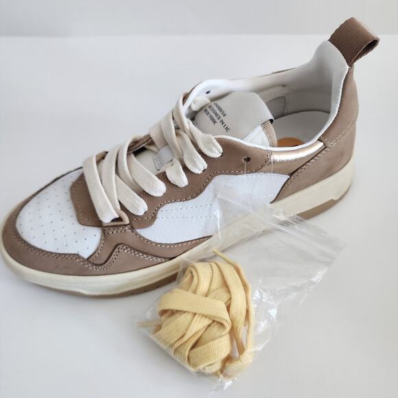 Steve Madden Tan & Cream Beige Everlie Low Top Leather Sneakers Size 7 - Picture 2 of 6